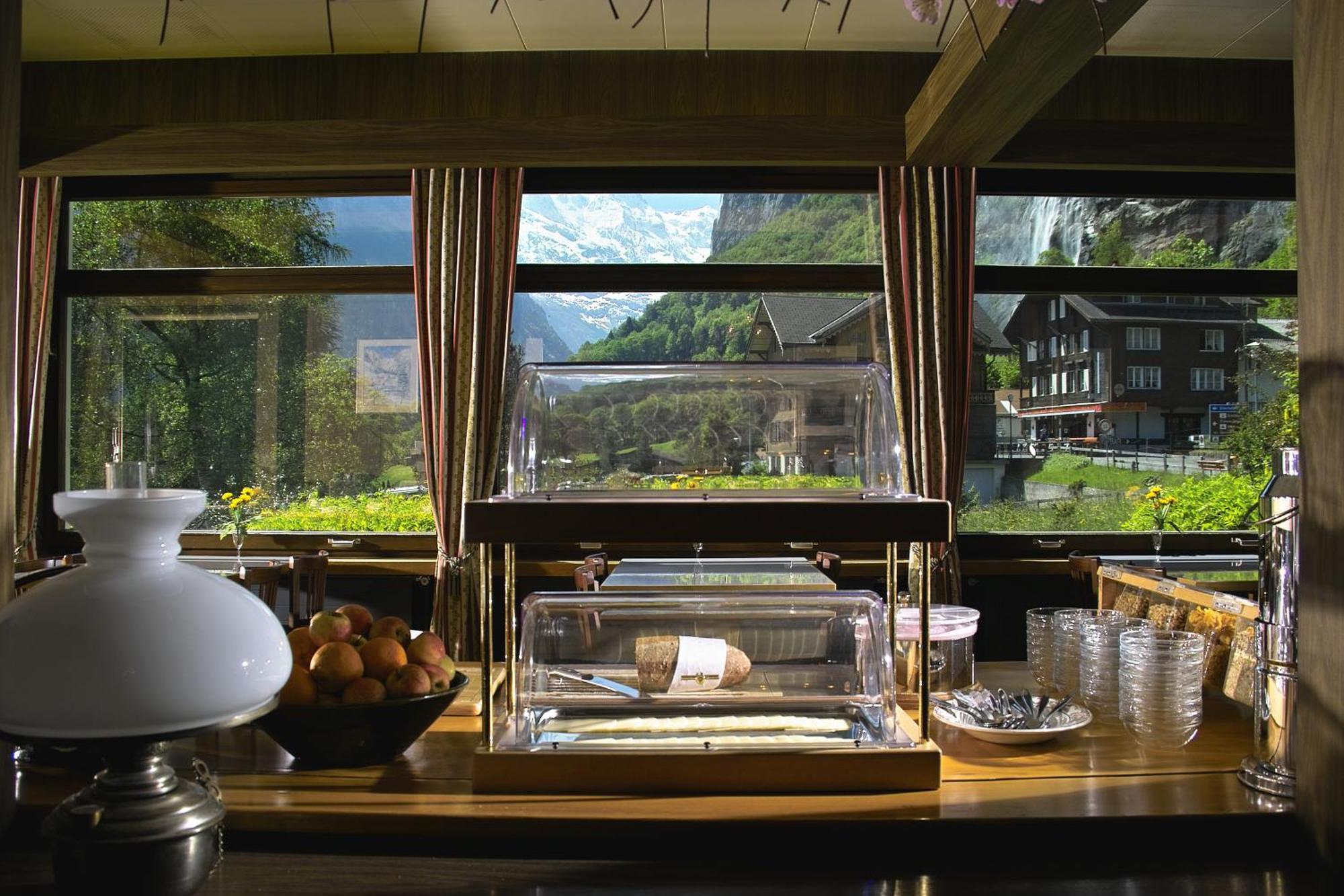 Hotel Staubbach Lauterbrunnen Exterior photo