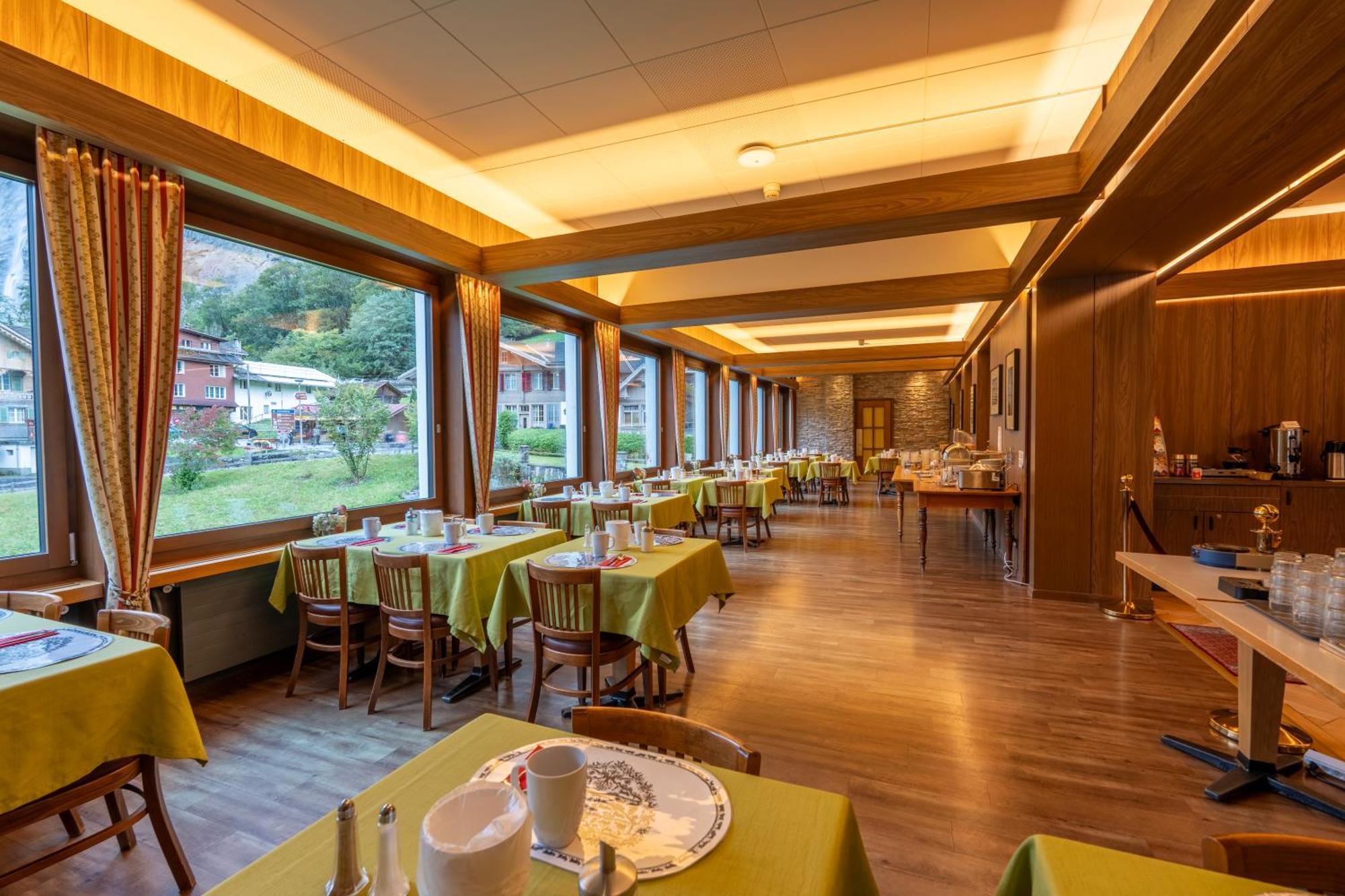 Hotel Staubbach Lauterbrunnen Exterior photo