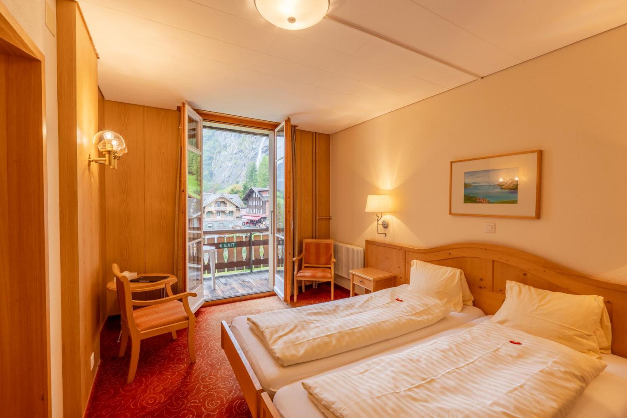 Hotel Staubbach Lauterbrunnen Exterior photo